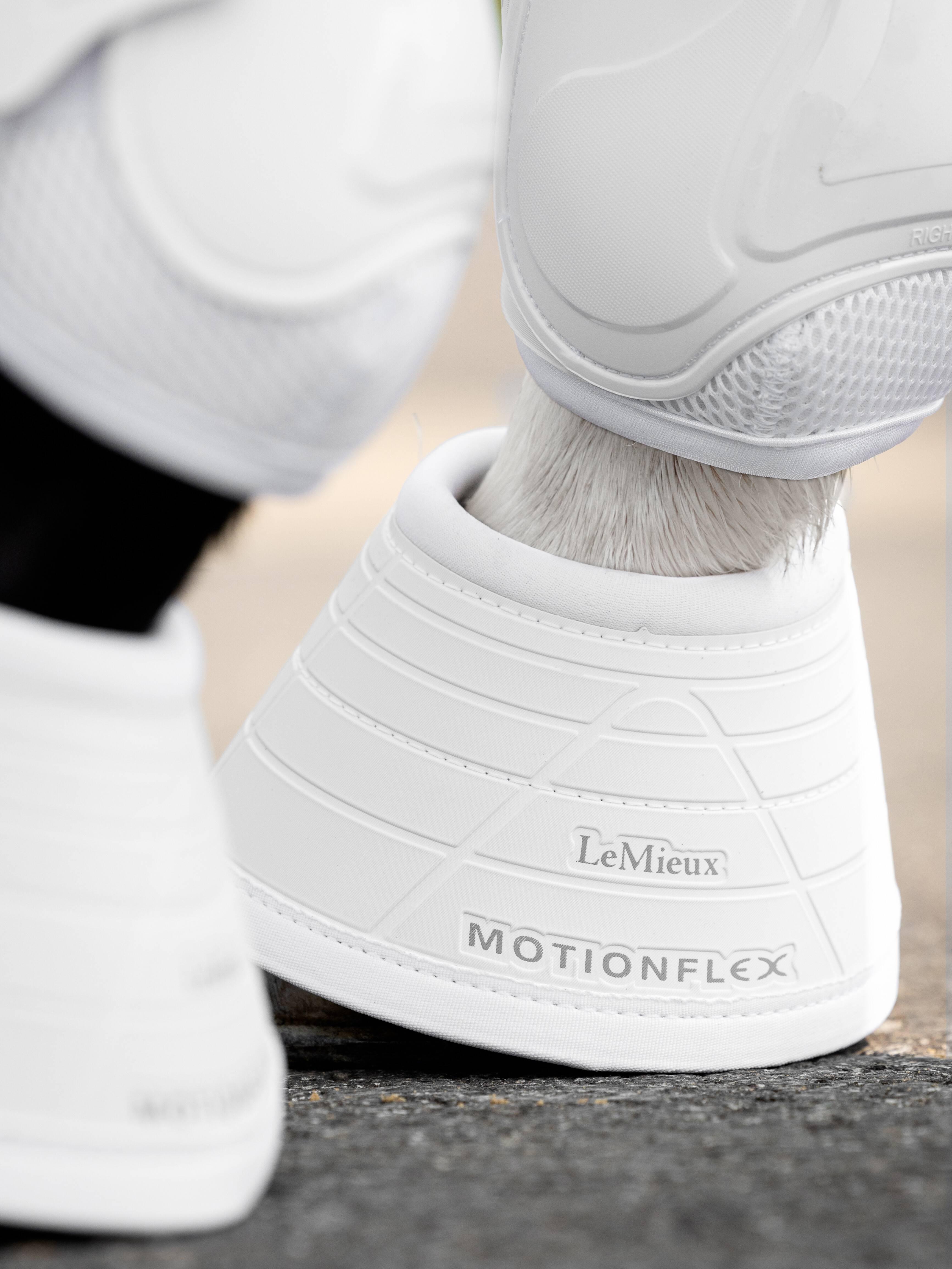 LeMieux Motionflex Klokke Hvid